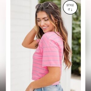 ⭐️SALE⭐️ NWT EASY WAY OUT PINK AND BLUE STRIPED CROP TEE